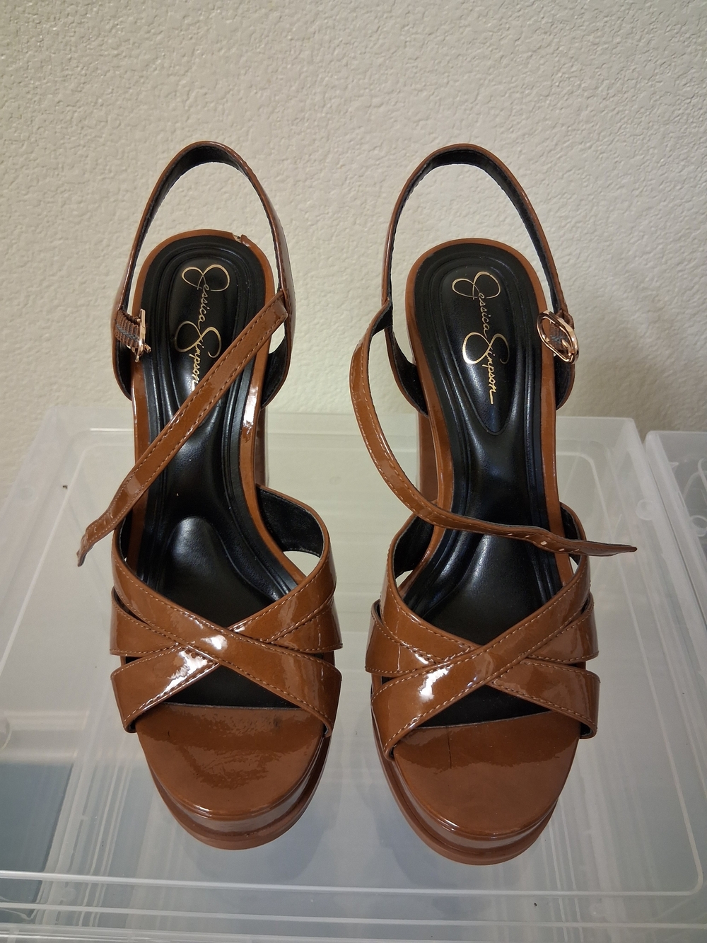 Jessica Simpson Tan Patent Platform Slingback Sandals